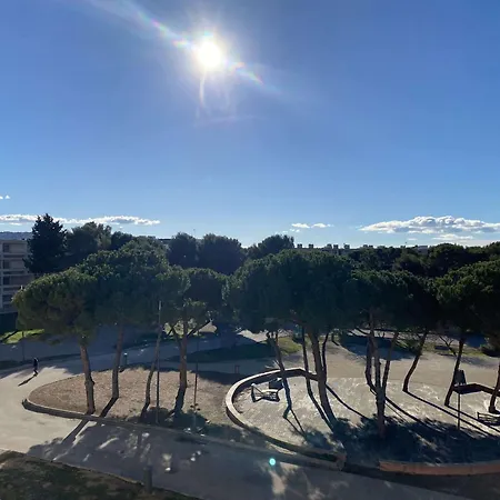 Apartment T1 Renove Avec Balcon, Clim, Wifi, A - Fr-1-553-220 Balaruc-les-Bains